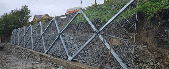 Montáž a čiastočné zasypanie prepojených prvkov READY C300