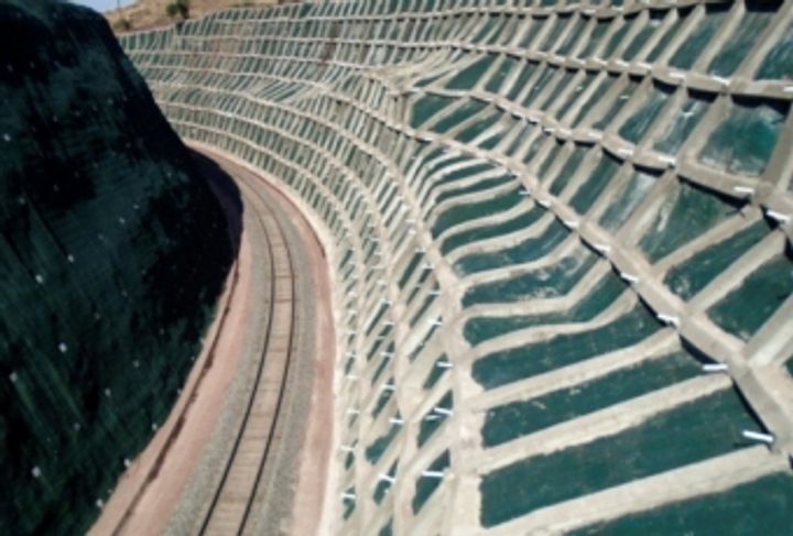 ESTABILIZACION DE TALUD CERRO DE MERCADO_5