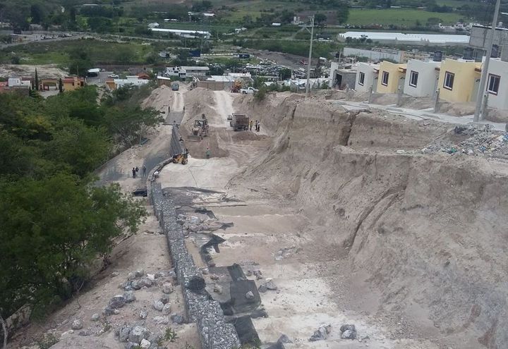 ESTABILIZACIÓN DE VIALIDAD FRACC. RÍO AZUL_2