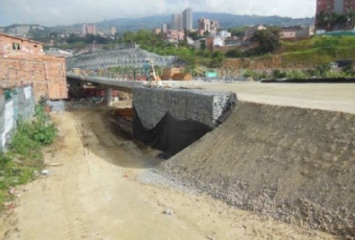 CONEXIÓN INTERCAMBIO VIAL DE LA CARRERA 80_4