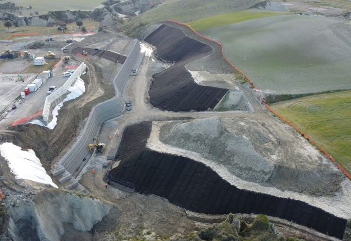 Vista generale dell'opera durante la realizzazione