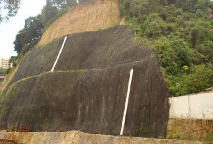 SUELO GRAPADO CLÍNICA SÃO GONÇALO_4