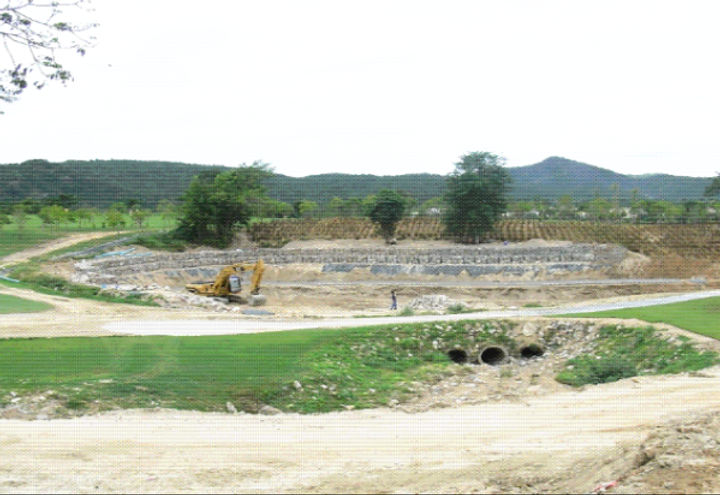 BLACK MOUNTAIN GOLF COURSE