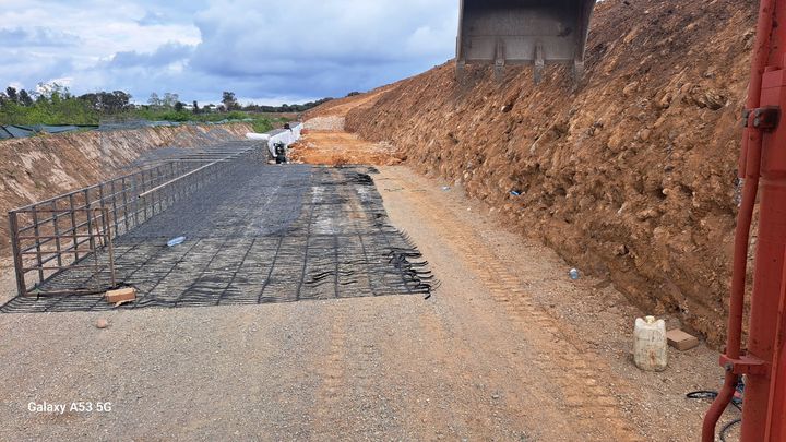 Pose des structures pour la mise en place de la solution en TerraMesh®