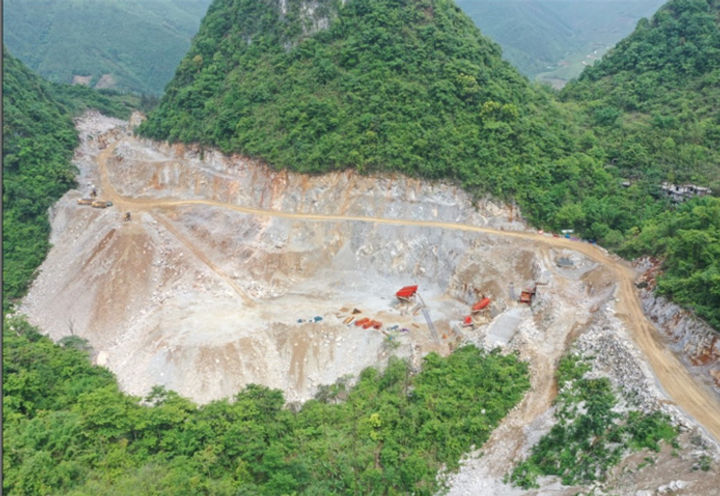 凤山县良利和坡雄堡矿山修复项目_2