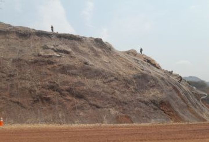 REVESTIMIENTO DE TALUD-HOLCIM_4