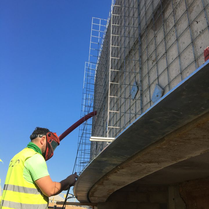  Instalación de revestimiento arquitectónico