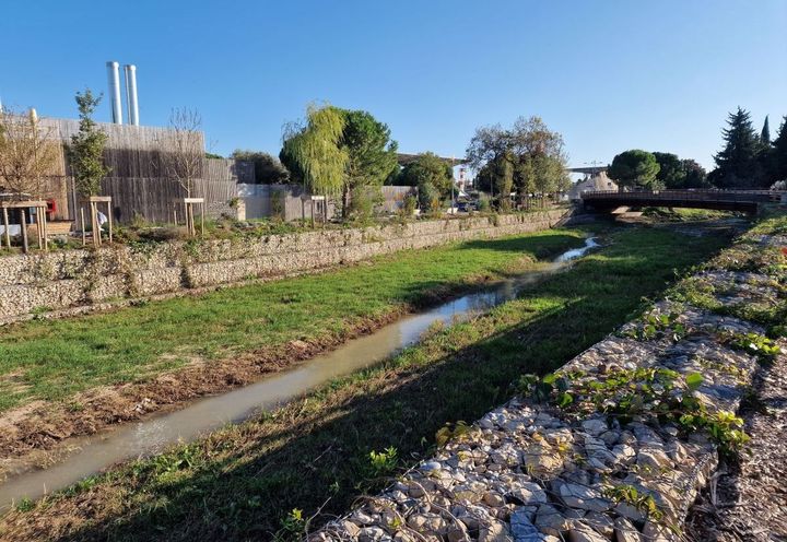 5 mois après la fin des travaux et après une inondation