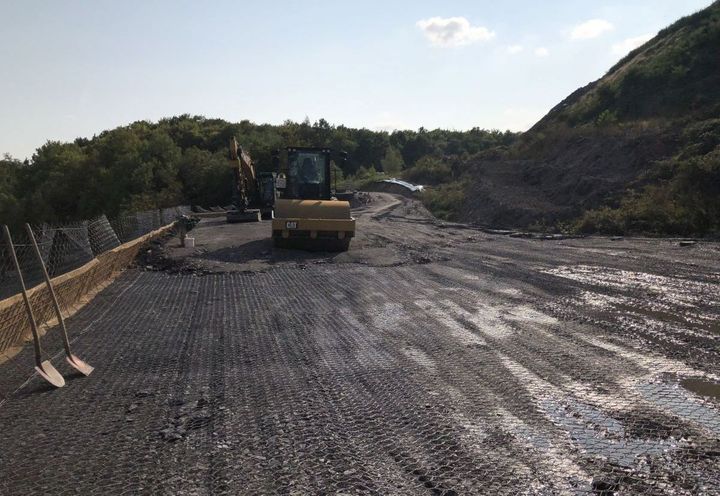 Construction phase: laying of Terramesh units
