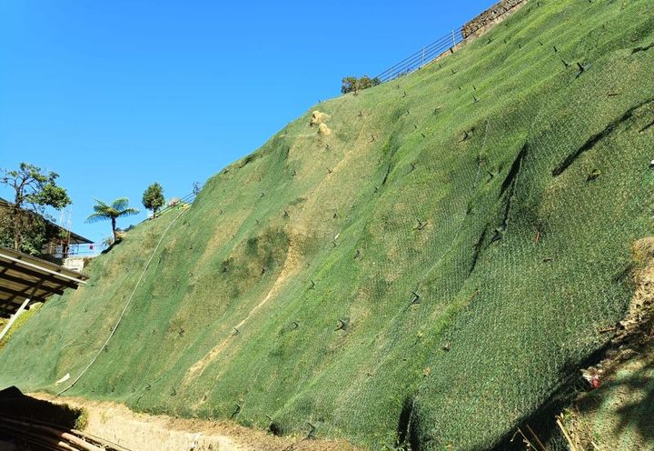 Figure 5-Slope after the installation