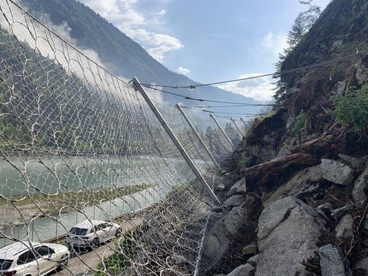 ROCKFALL BARRIERS
