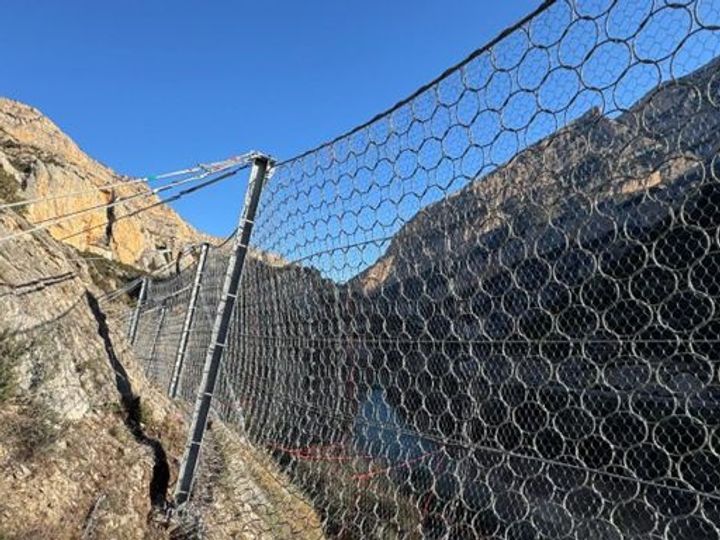 ROCKFALL BARRIERS