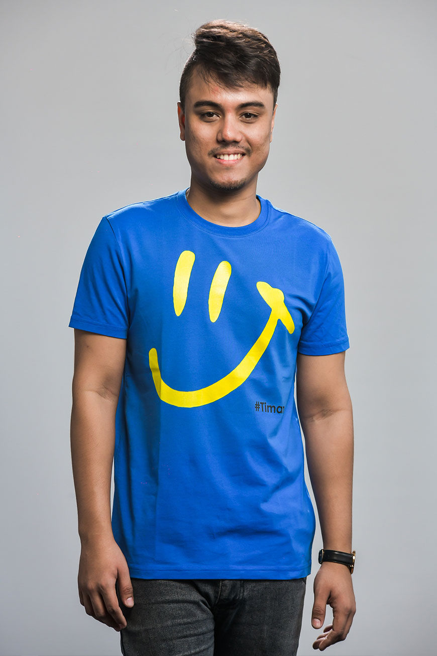 Men's Yellow Luna Blue T-Shirt Model 1