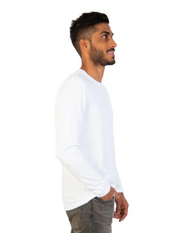 Men long white sleeve t-shirt side