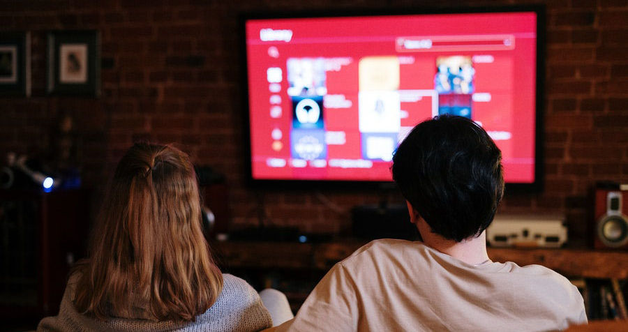 How to Legally Download Movies and Watch Them Offline - TechLoot