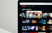 Netflix New Feature Lets You Download Full TV Seasons in One Click