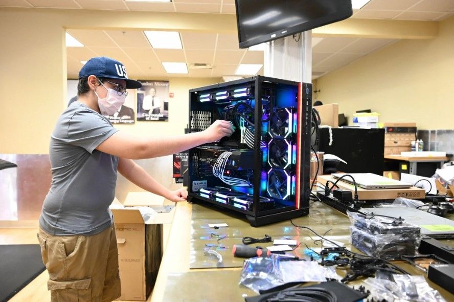 Image Credit: Microcenter