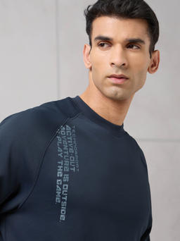 Men Round Neck Slim Fit Printed Active Out Sweatshirt with TECHNOWARM+ in Navy Blue - 6