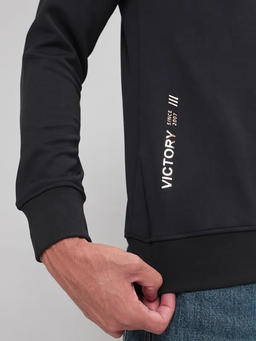 Men Printed Slim Fit Crew Neck Sweatshirt with ELASTO PLUS in Black 6 - 7
