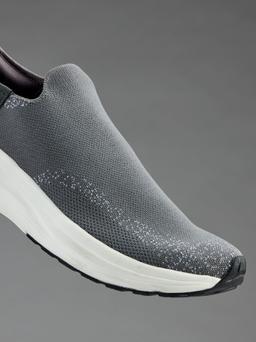 Men Zero-Hands Performance Shoes with NITROLITE in Grey - 2