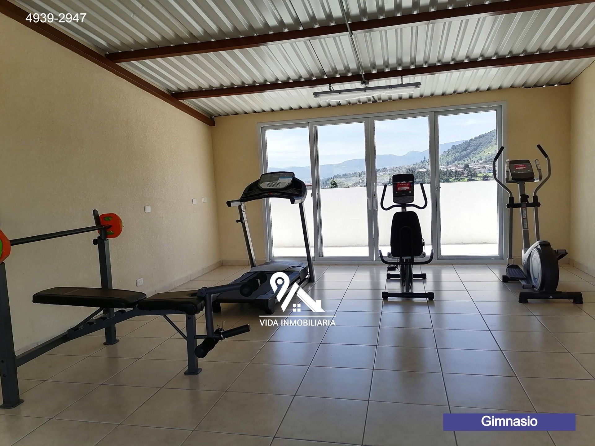 Apartamento amueblado en alquiler — Torre Octavia