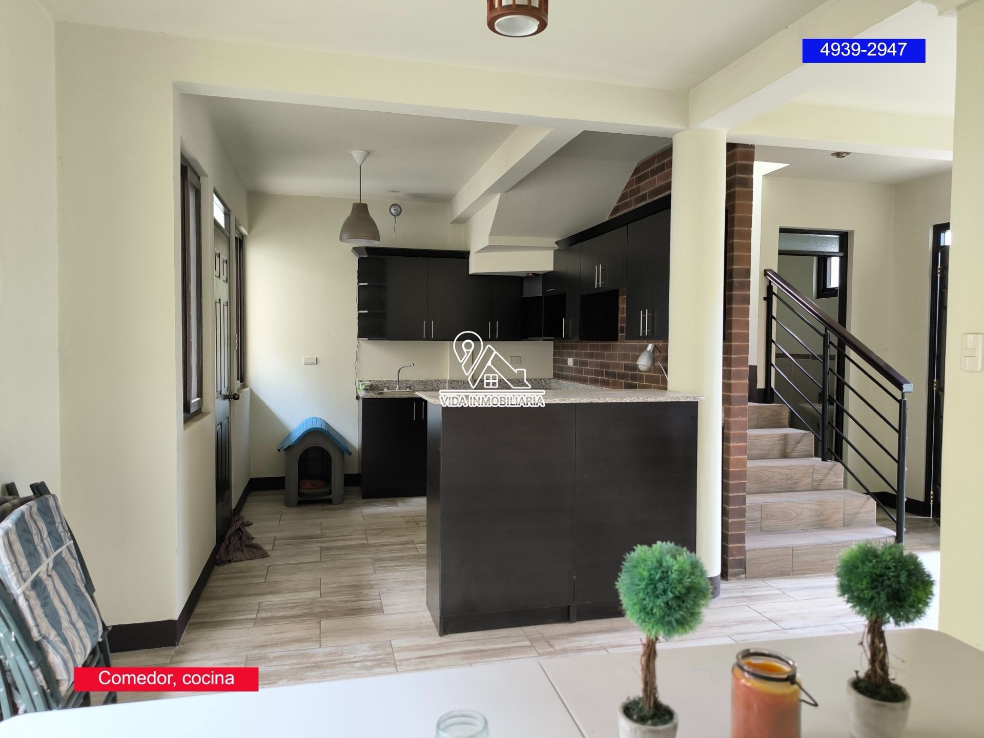 Casa en venta — La Floresta, Zona 9
