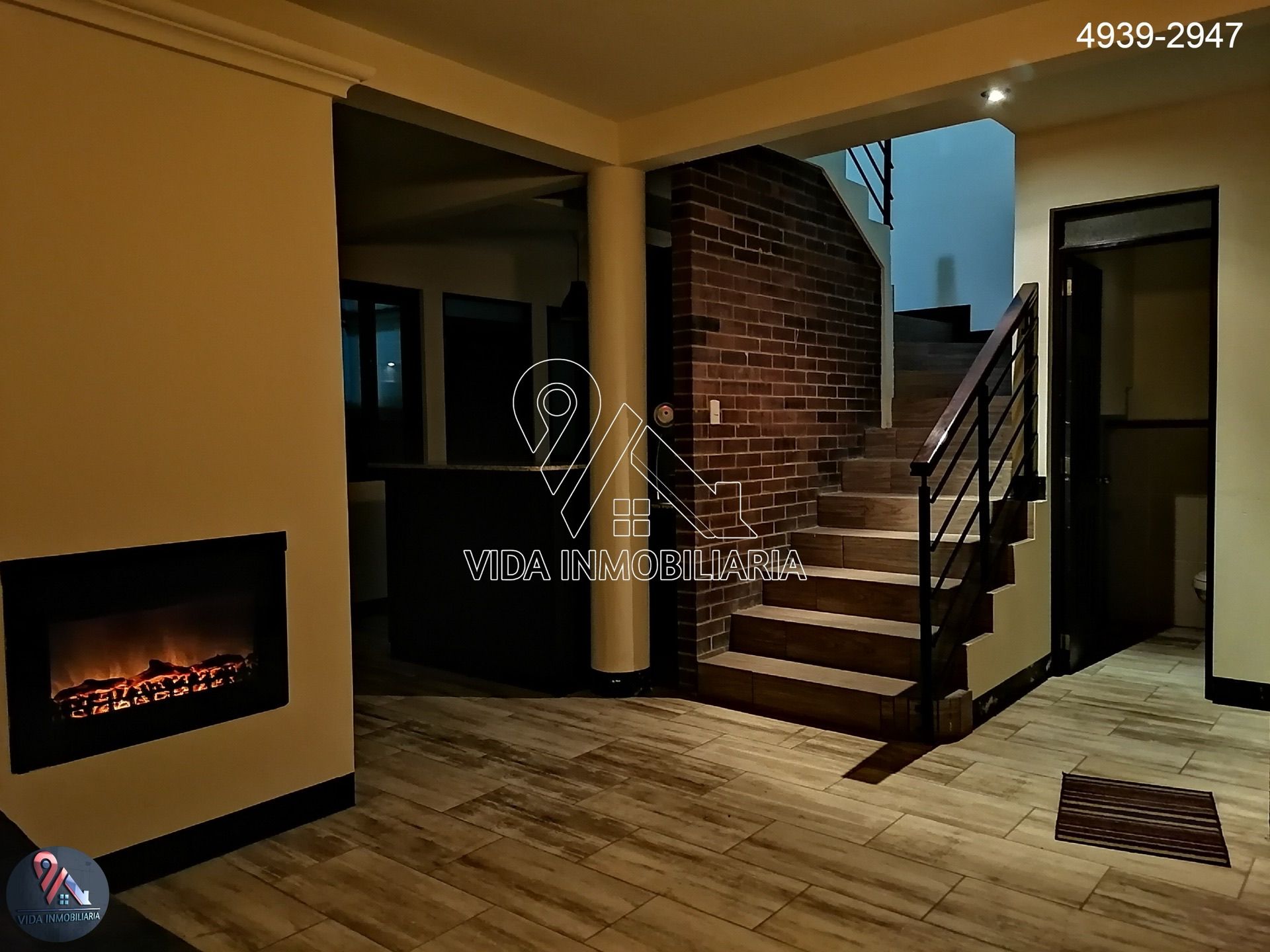 Casa en venta — La Floresta, Zona 9