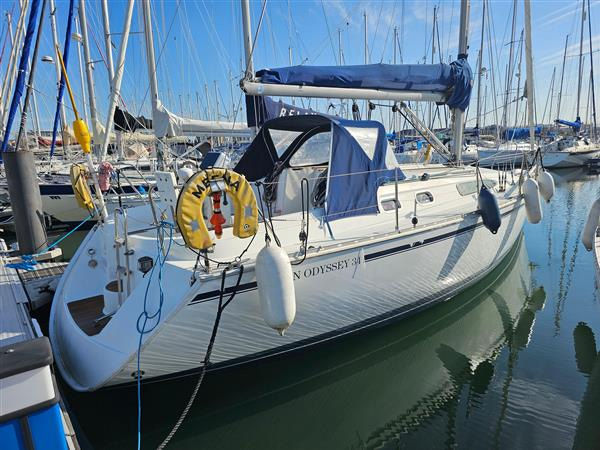 1999 Jeanneau Sun Odyssey 34.2 for sale at Origin Yachts