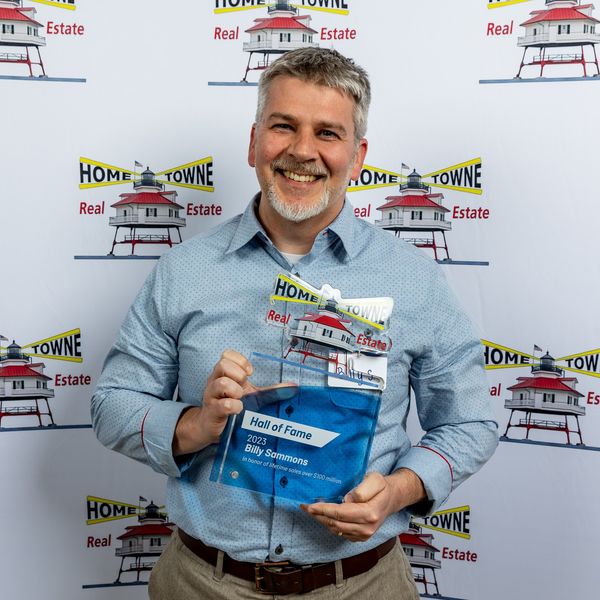 Video Commercials: Warm Marketing Strategies