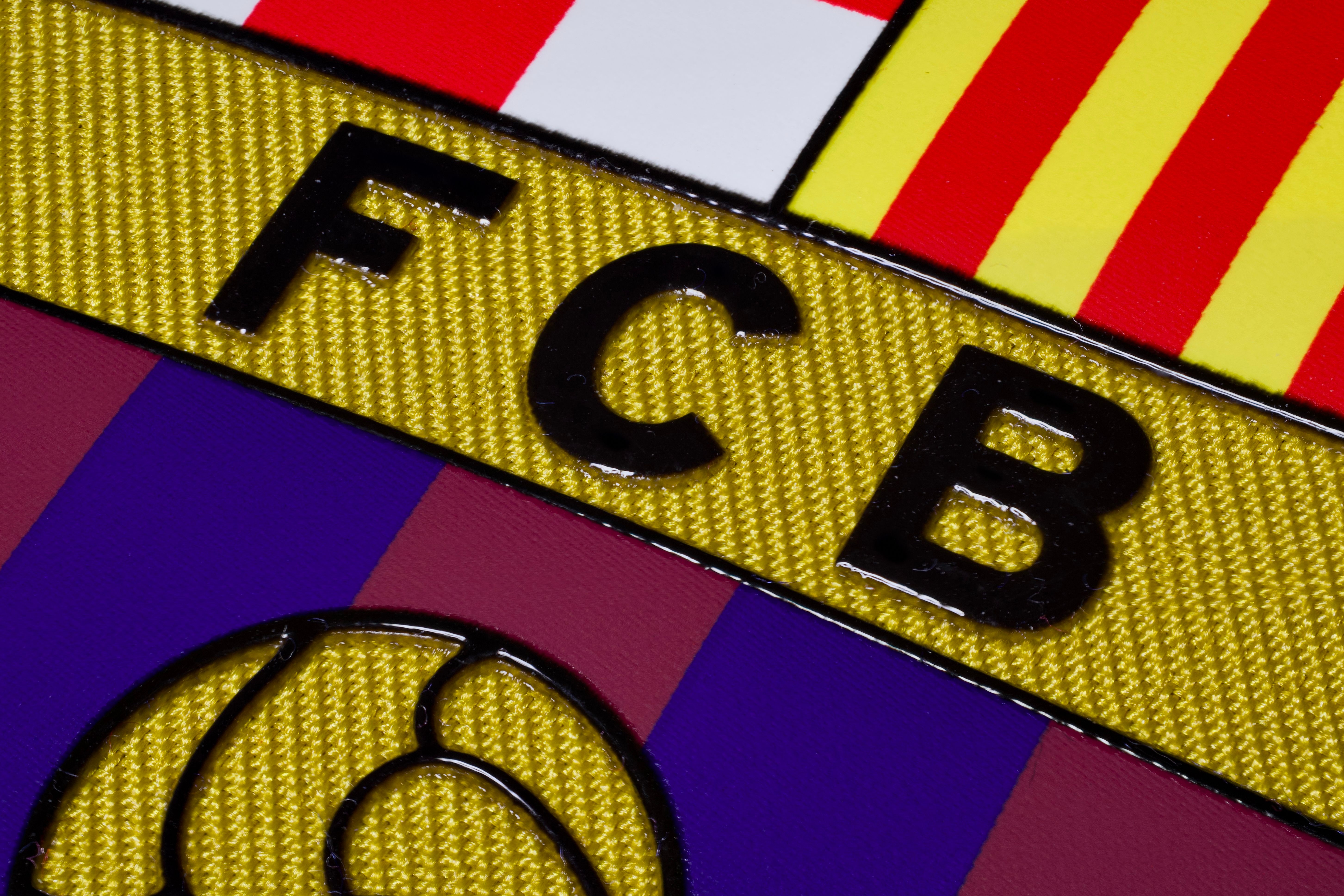 Closeup of the badge and brand