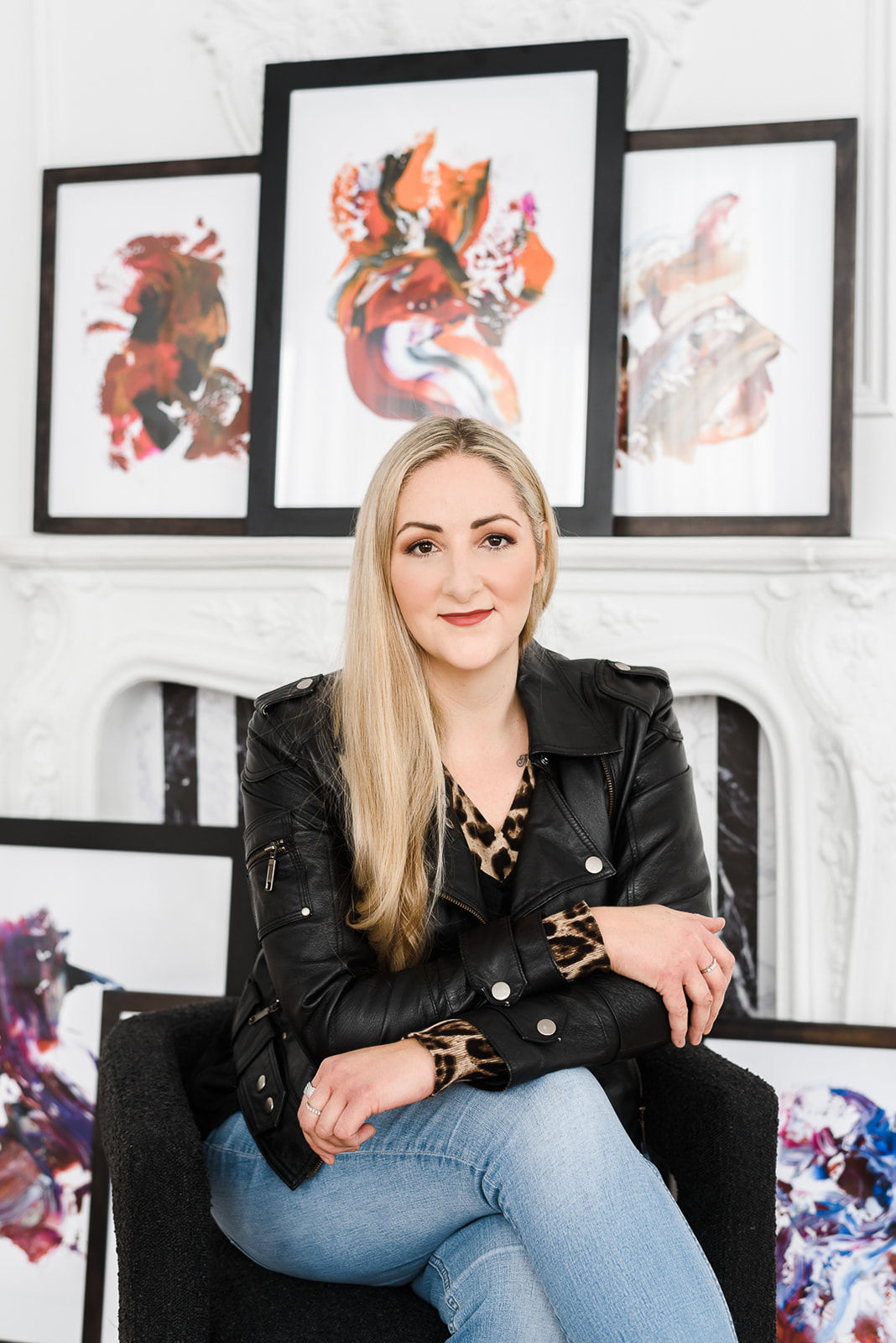 Sarah Rutledge - 34 works for sale, profile & content on The Artling