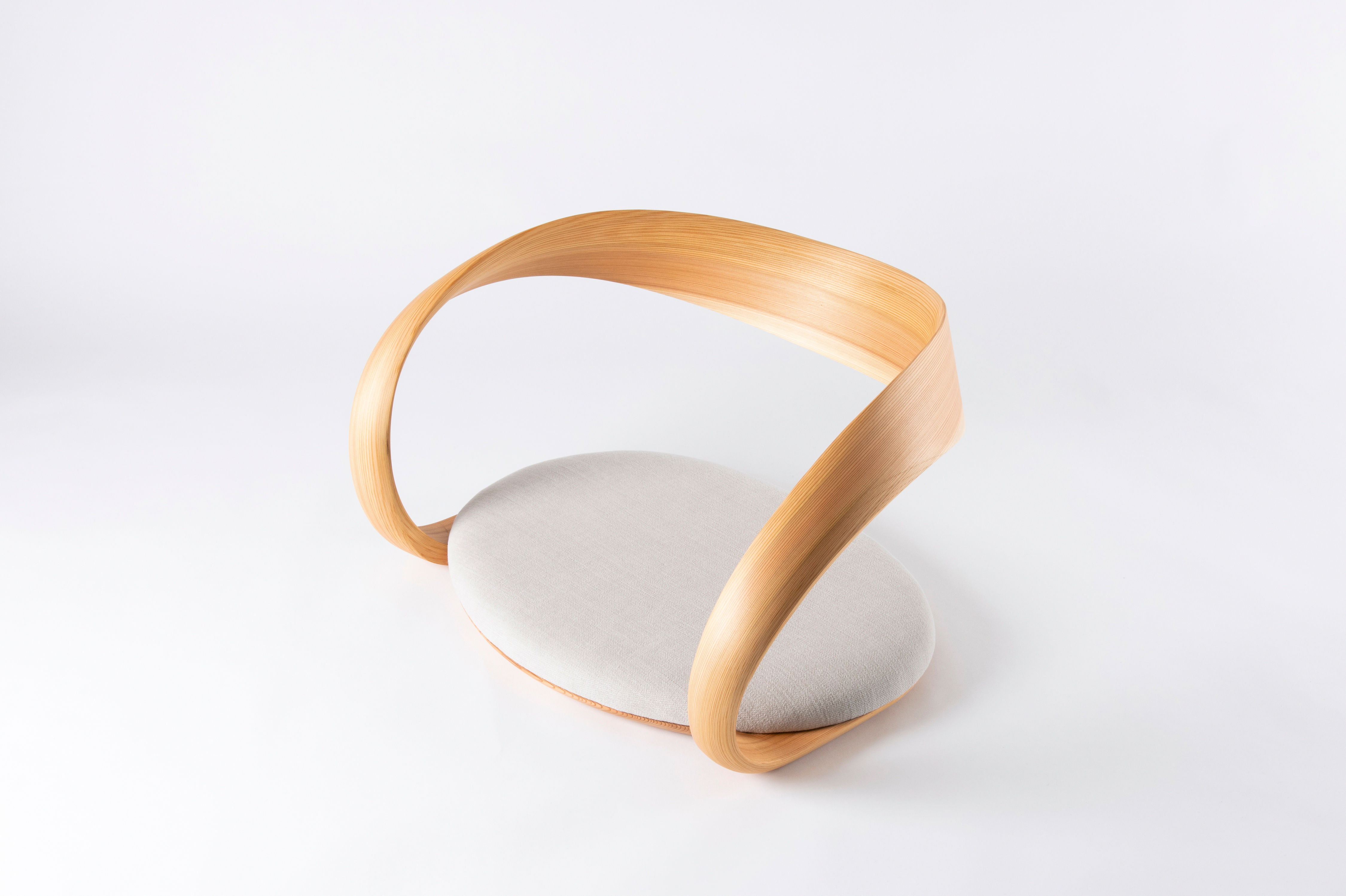 Studio Jig CJ2: Free-Form Lamination Legless Chair | Exclusive