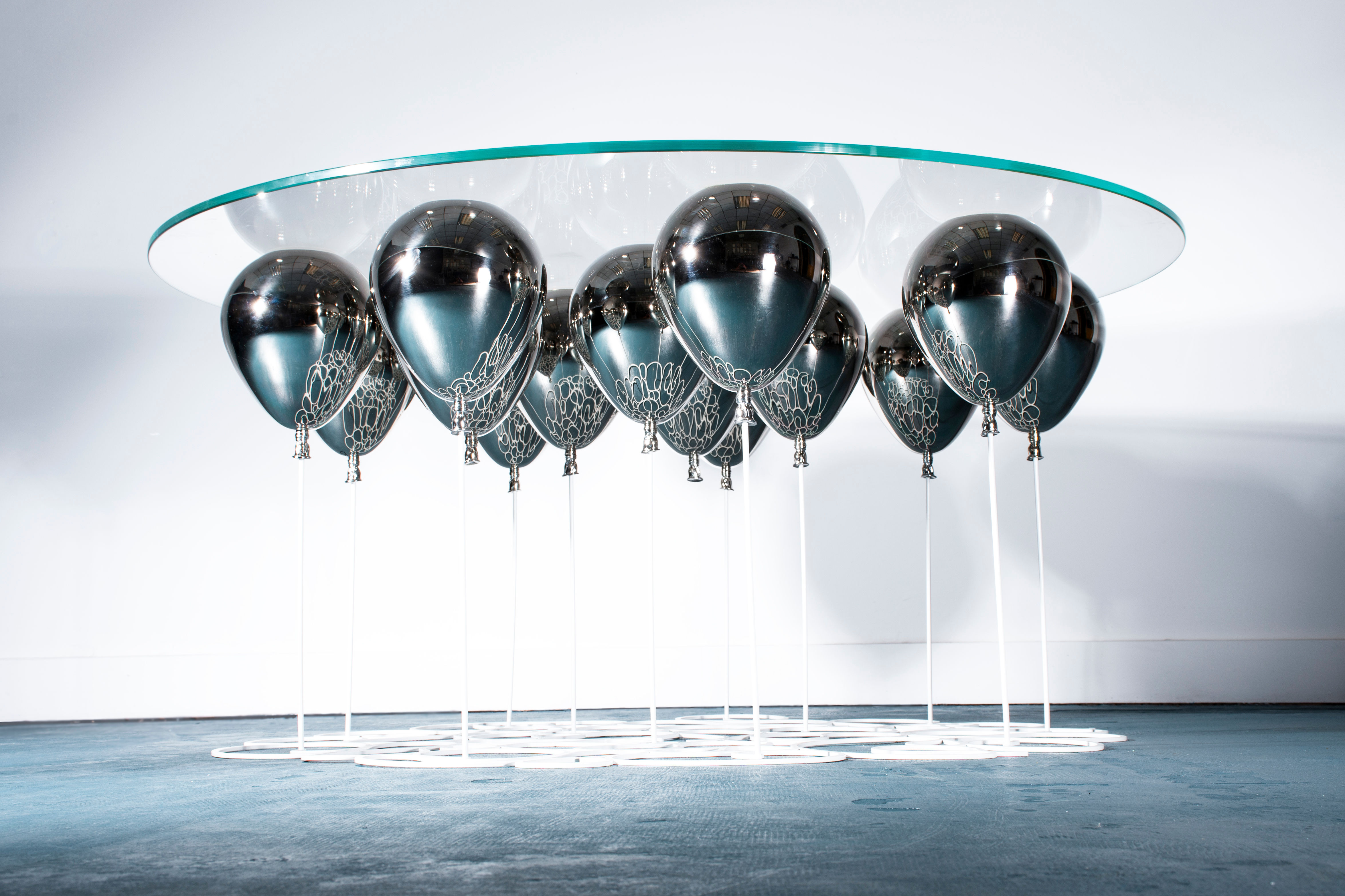 Up balloon coffee table deals