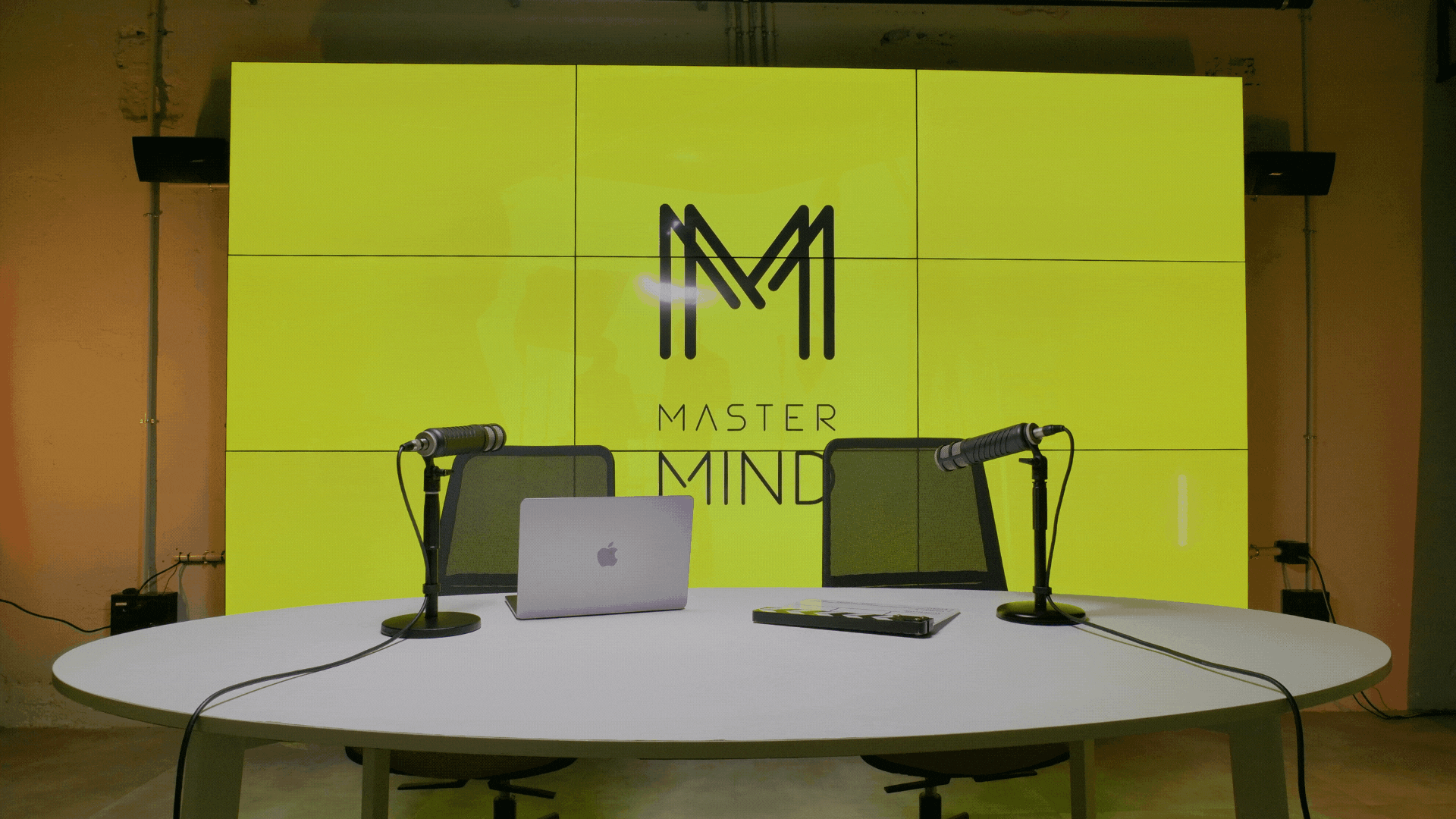 estudio de grabación de video podcast en Madrid