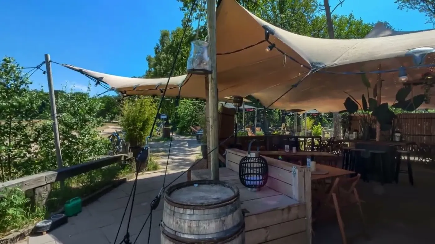 Boscafe de Zweef, foto 1 van 1