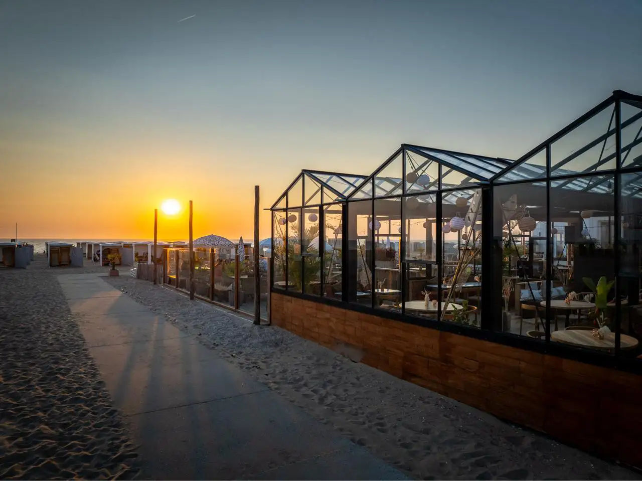 Strandpaviljoen SandCbar