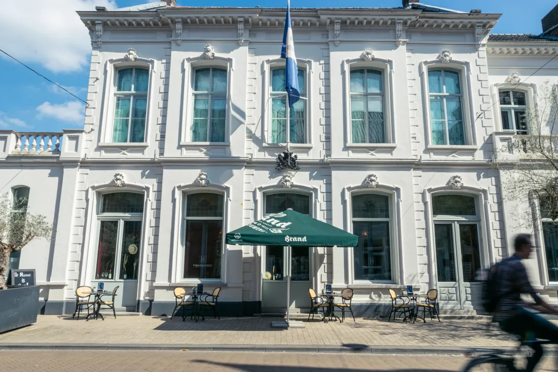 De Harmonie, foto 1 van 9