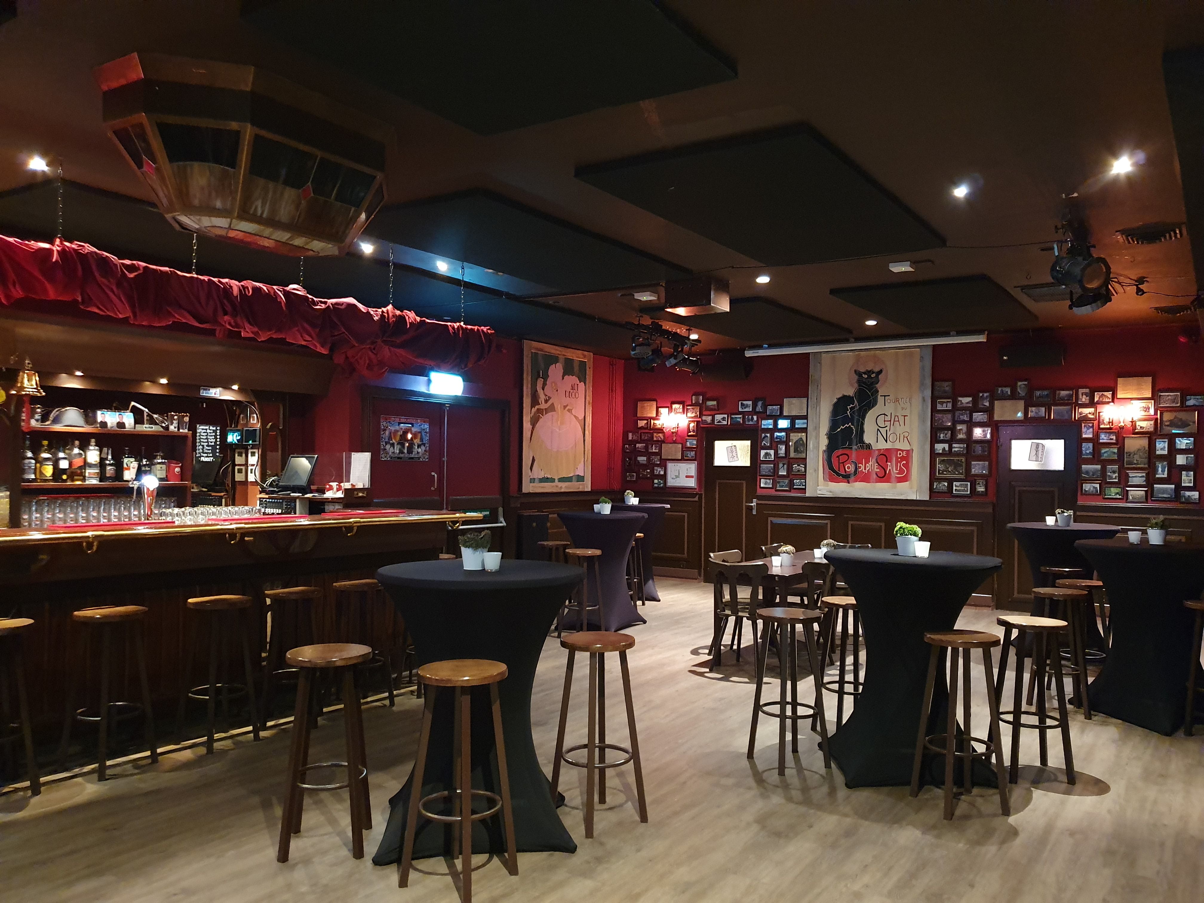De Steeg (voorheen De Hut) in Haarsteeg - Lees 1 DJ reviews van onze DJ's