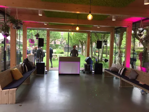 Dignita Hoftuin, foto 2 van 2