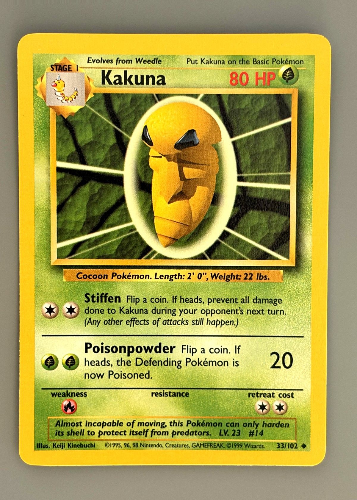 Kakuna 33/102 (Base Set) - Uncommon, front