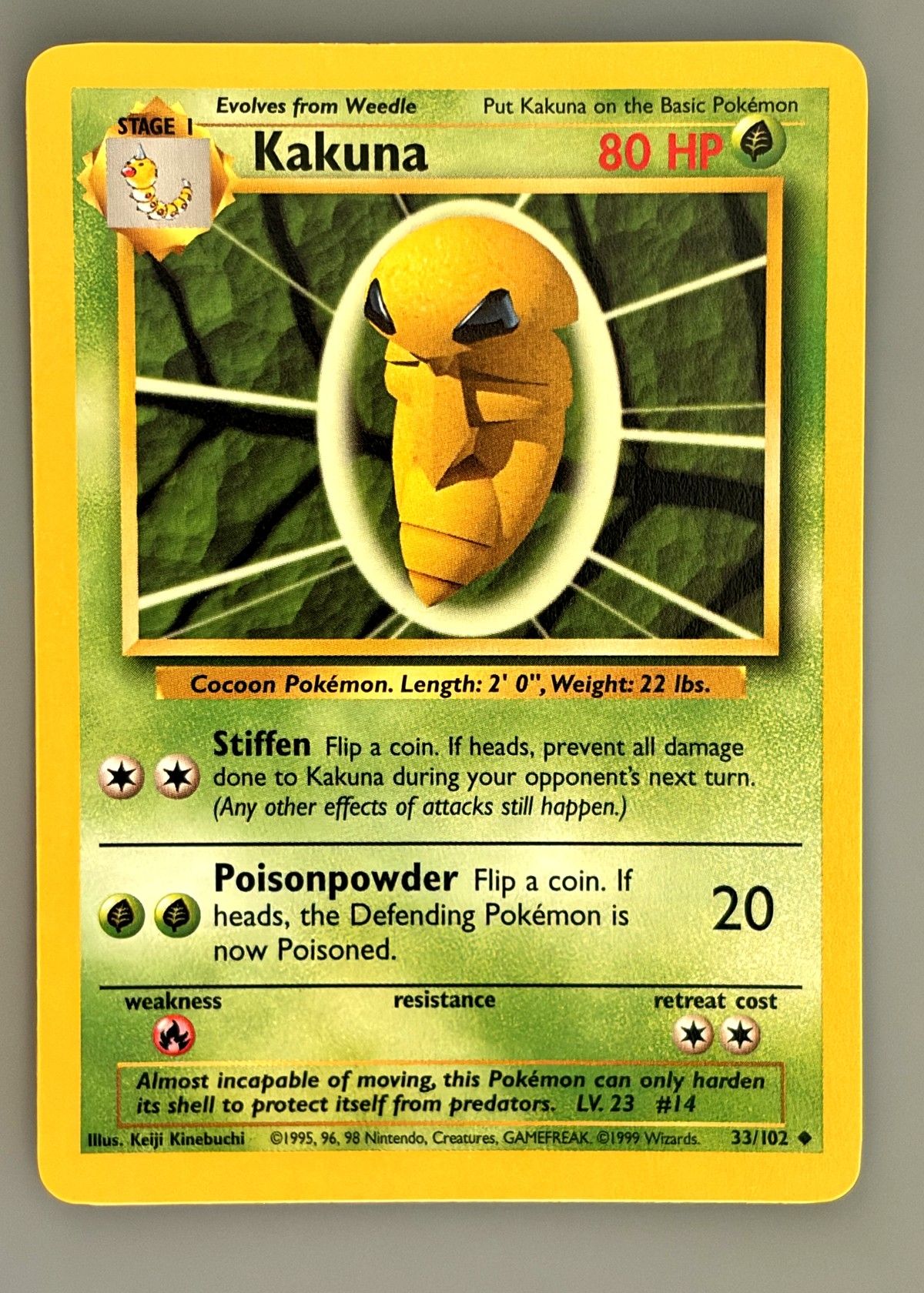 Kakuna 33/102 (Base Set) - Uncommon, front