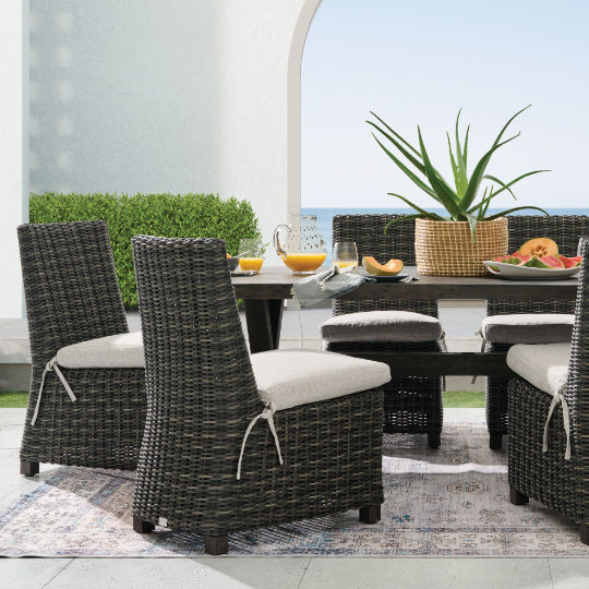 Furniture Mart Spring + Summer Catalog 2023: Explore a New Season of Style
