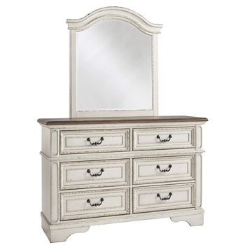 Realyn Youth Dresser and Mirror Set