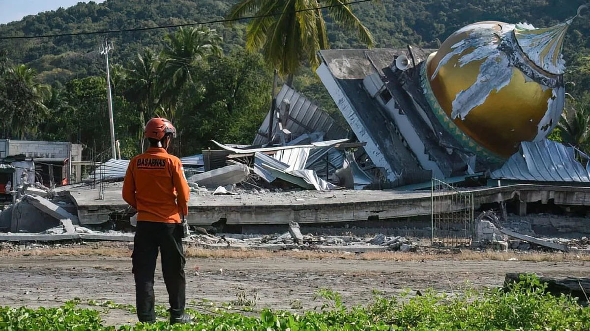 Indonesia Quake: Pope Leo XIV Offers Prayers As Relief Efforts Struggle
