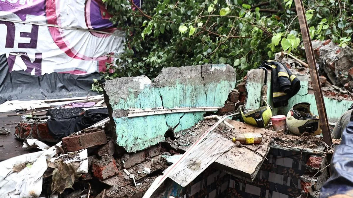 Mumbai Landslide: Two Dead and Several Trapped in Kurla Chawl Collapse