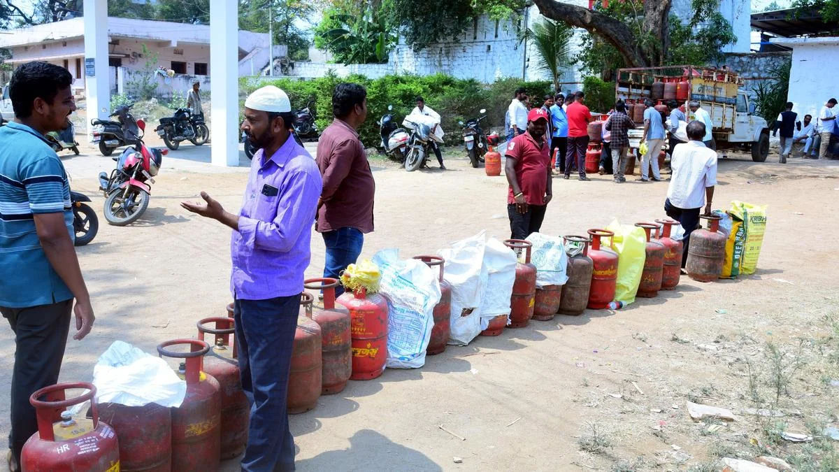 Hyderabad LPG Connections Suspended Amid Supply Crisis