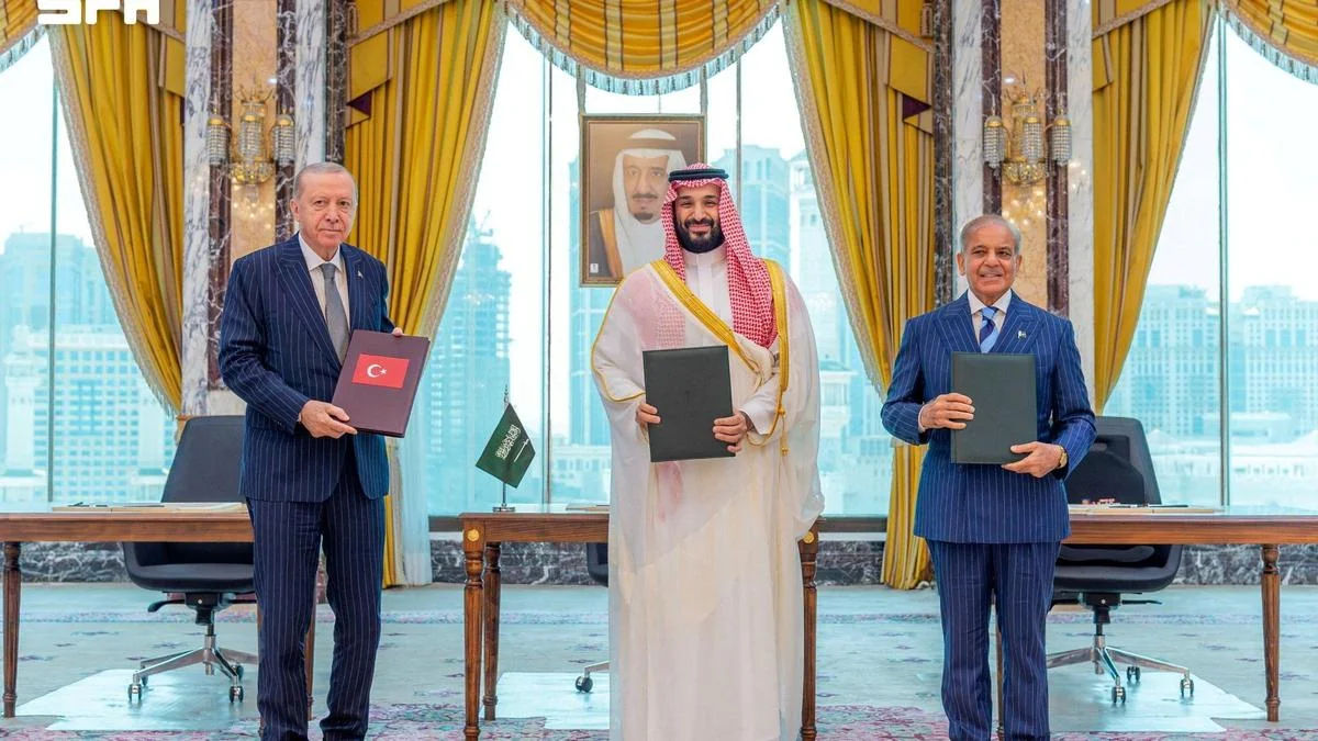Pakistan And Iran Hold Security Talks Amid West Asia Instability