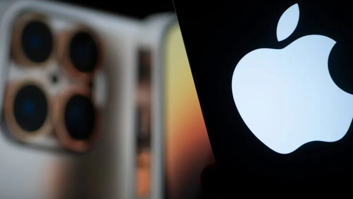 Apple Tests China's CXMT Chips Amid $109B Revenue Record