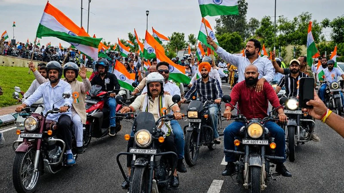 Uttar Pradesh Targets 50 Million Flags for Har Ghar Tiranga Campaign