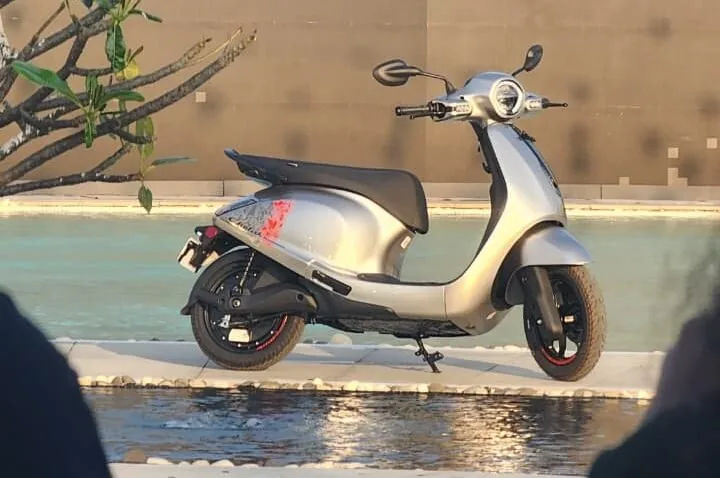 Bajaj Auto EV Share Hits 33% as Electric Sales Surge